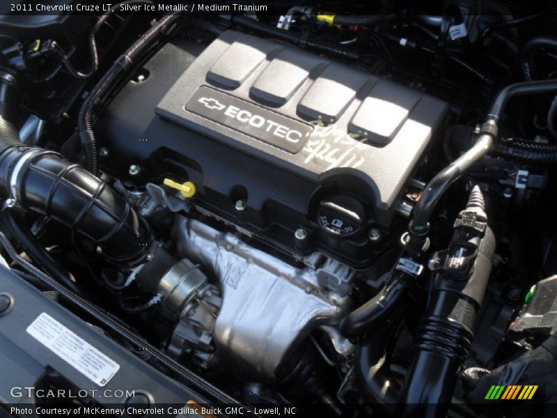 Silver Ice Metallic / Medium Titanium 2011 Chevrolet Cruze LT
