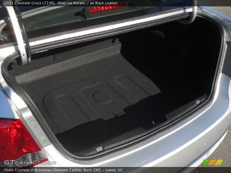  2011 Cruze LTZ/RS Trunk