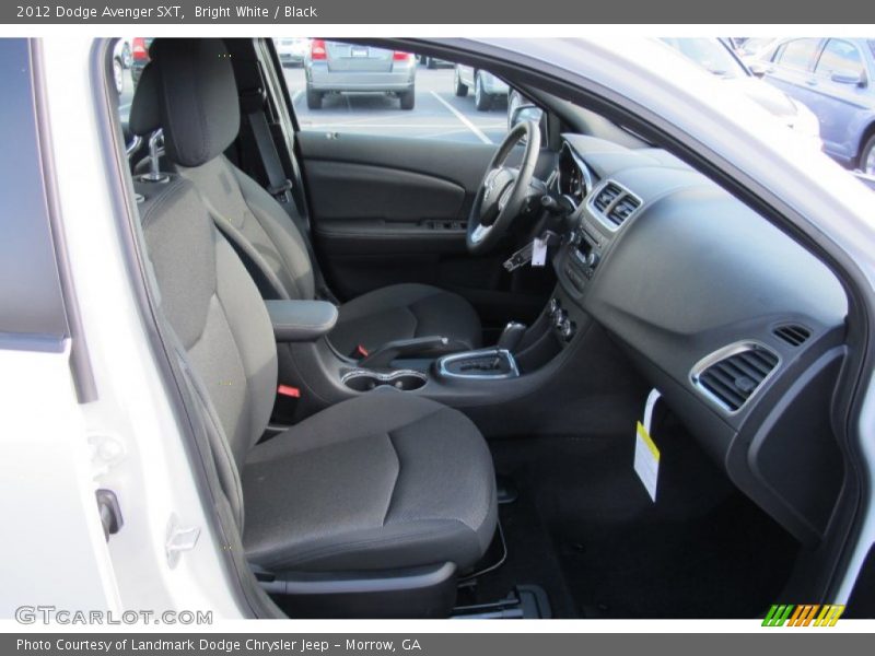 Bright White / Black 2012 Dodge Avenger SXT