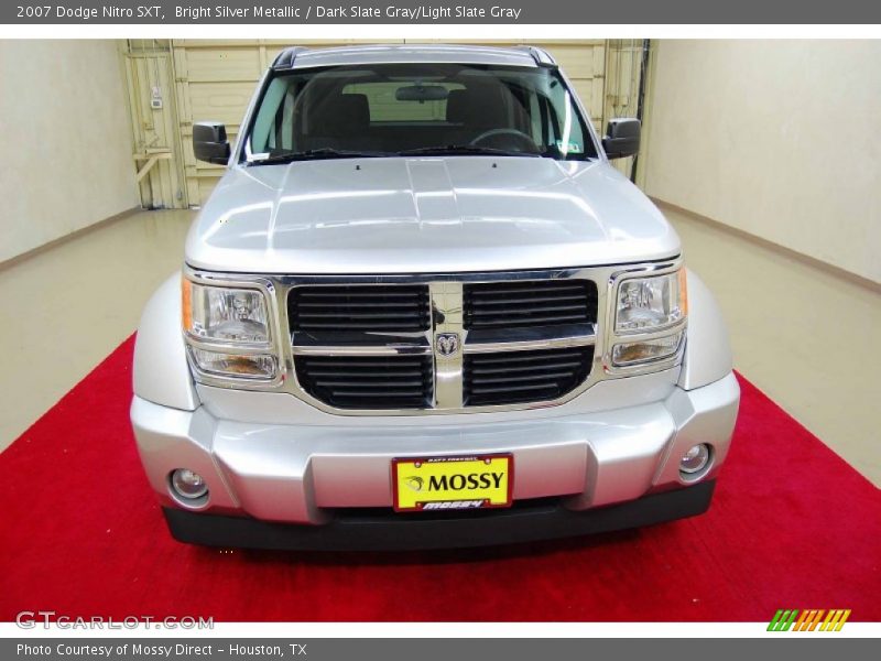 Bright Silver Metallic / Dark Slate Gray/Light Slate Gray 2007 Dodge Nitro SXT