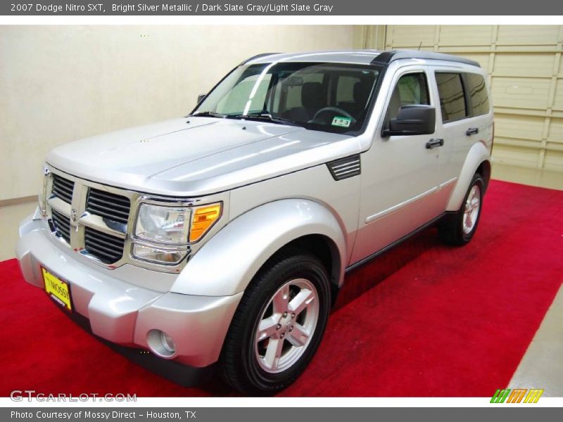 Bright Silver Metallic / Dark Slate Gray/Light Slate Gray 2007 Dodge Nitro SXT