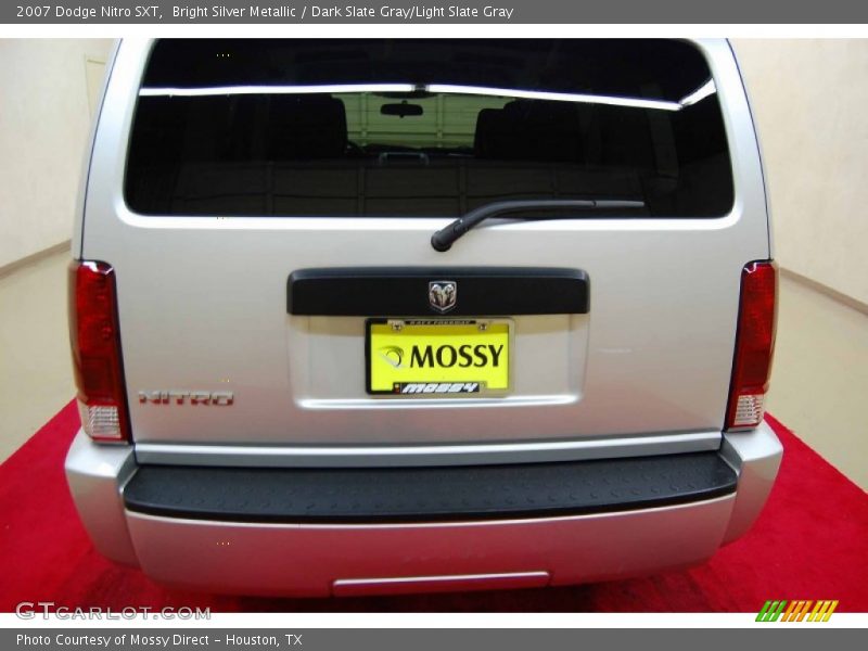 Bright Silver Metallic / Dark Slate Gray/Light Slate Gray 2007 Dodge Nitro SXT