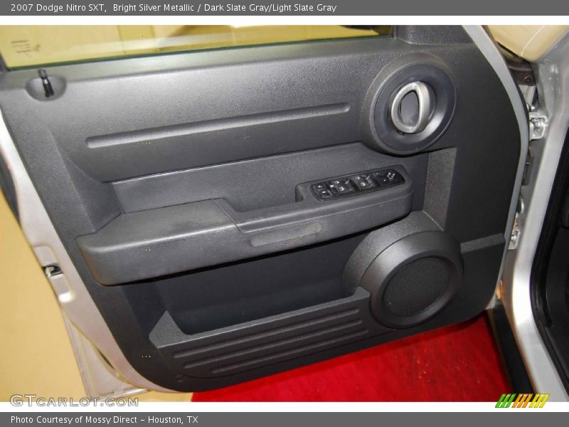 Bright Silver Metallic / Dark Slate Gray/Light Slate Gray 2007 Dodge Nitro SXT