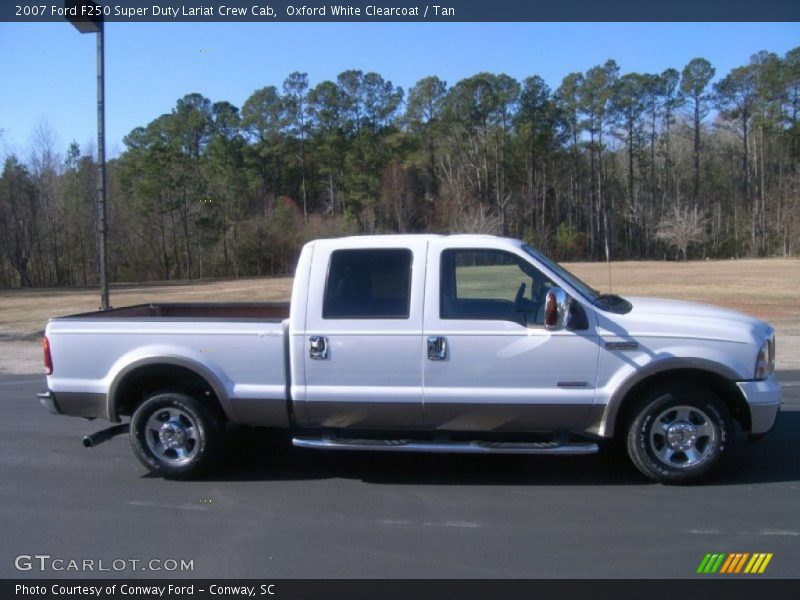 Oxford White Clearcoat / Tan 2007 Ford F250 Super Duty Lariat Crew Cab