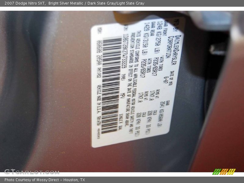 Bright Silver Metallic / Dark Slate Gray/Light Slate Gray 2007 Dodge Nitro SXT