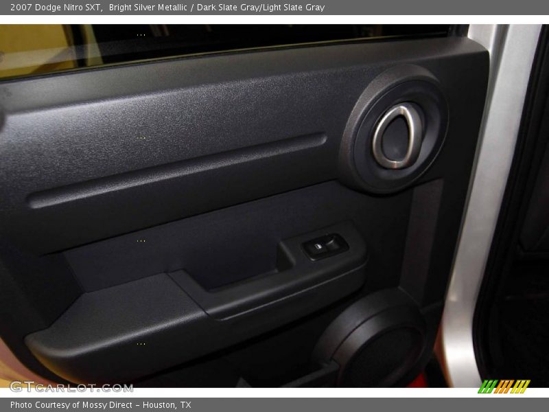 Bright Silver Metallic / Dark Slate Gray/Light Slate Gray 2007 Dodge Nitro SXT