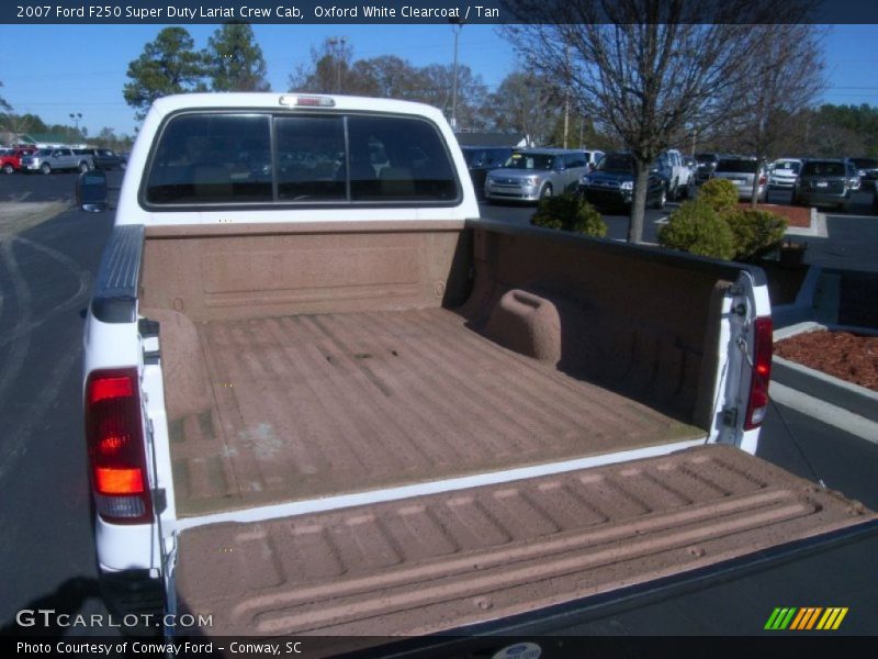 Oxford White Clearcoat / Tan 2007 Ford F250 Super Duty Lariat Crew Cab