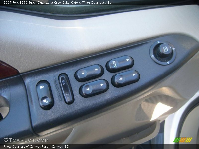 Controls of 2007 F250 Super Duty Lariat Crew Cab