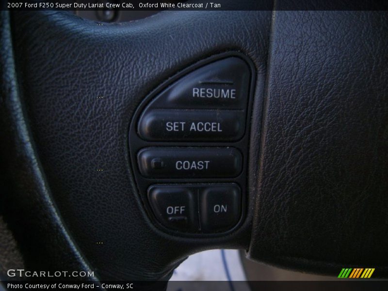 Controls of 2007 F250 Super Duty Lariat Crew Cab
