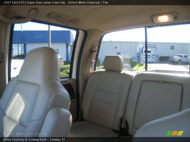 Oxford White Clearcoat / Tan 2007 Ford F250 Super Duty Lariat Crew Cab