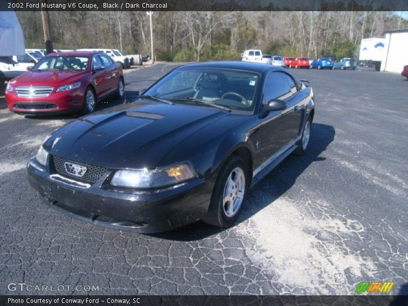 Black / Dark Charcoal 2002 Ford Mustang V6 Coupe