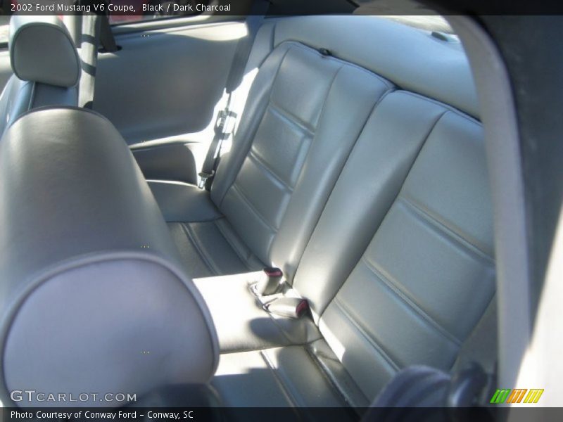 Black / Dark Charcoal 2002 Ford Mustang V6 Coupe