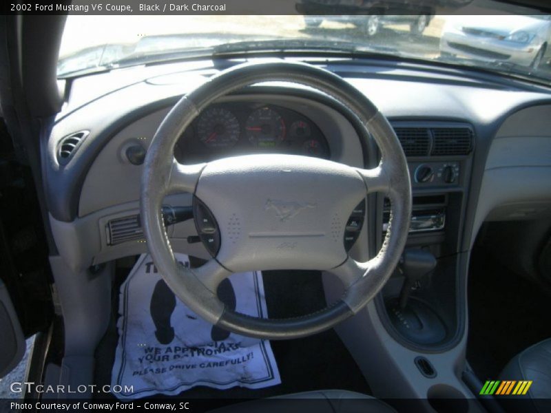 Black / Dark Charcoal 2002 Ford Mustang V6 Coupe
