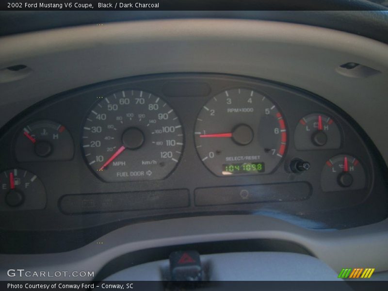 Black / Dark Charcoal 2002 Ford Mustang V6 Coupe