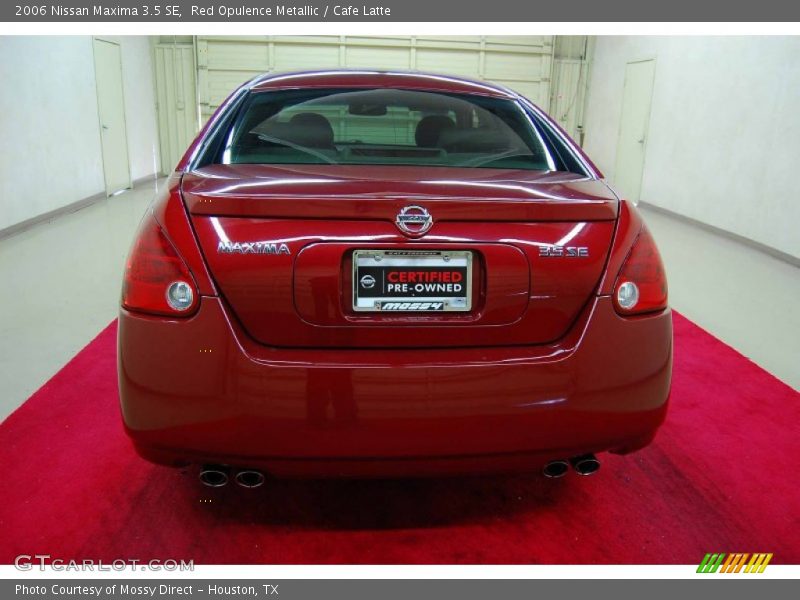 Red Opulence Metallic / Cafe Latte 2006 Nissan Maxima 3.5 SE
