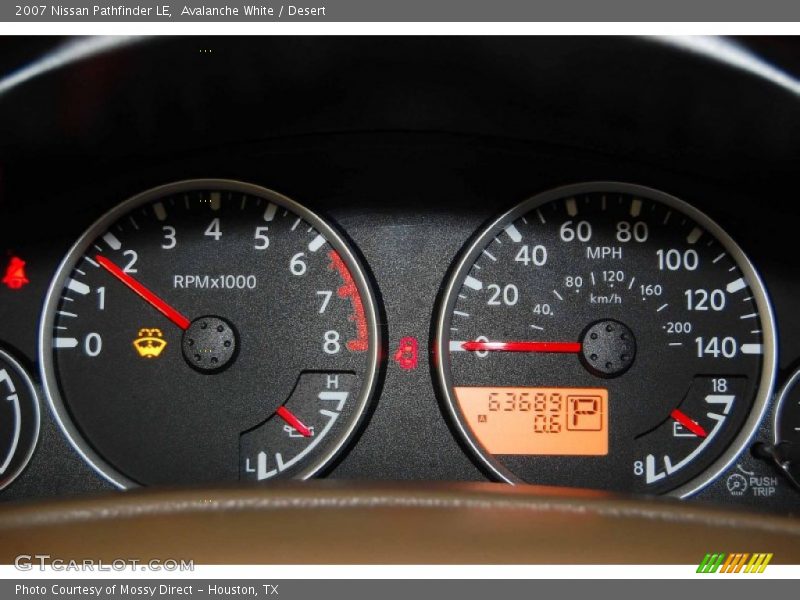 Avalanche White / Desert 2007 Nissan Pathfinder LE