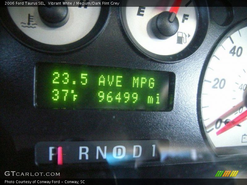 Vibrant White / Medium/Dark Flint Grey 2006 Ford Taurus SEL