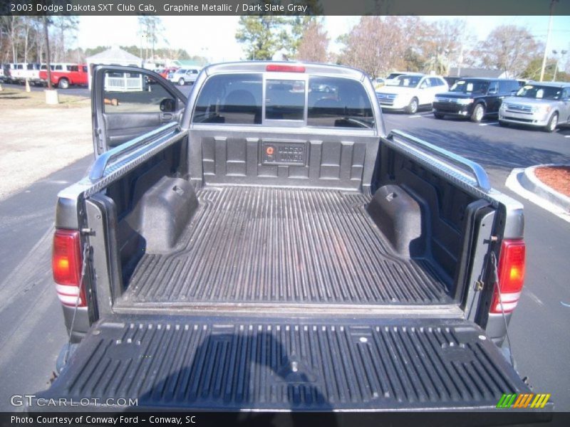  2003 Dakota SXT Club Cab Trunk