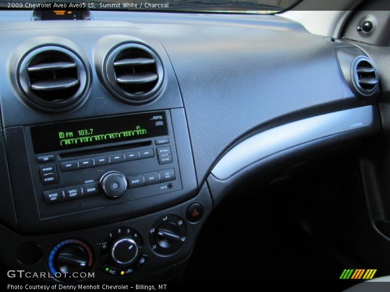 Summit White / Charcoal 2009 Chevrolet Aveo Aveo5 LS