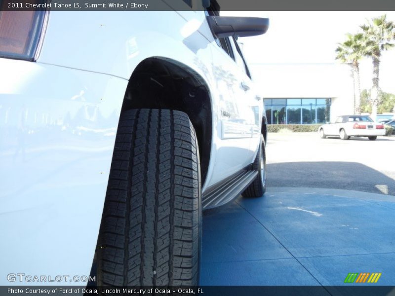 Summit White / Ebony 2011 Chevrolet Tahoe LS