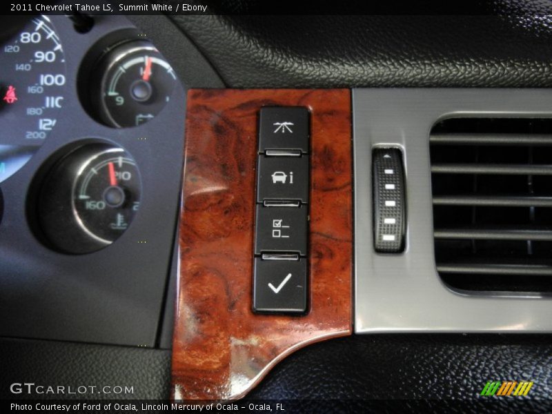 Summit White / Ebony 2011 Chevrolet Tahoe LS