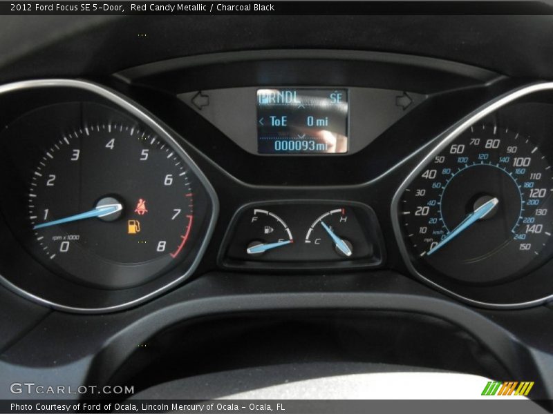  2012 Focus SE 5-Door SE 5-Door Gauges