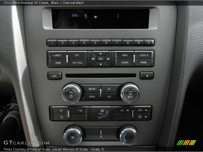 Controls of 2012 Mustang V6 Coupe