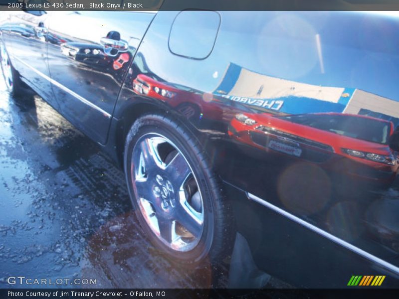 Black Onyx / Black 2005 Lexus LS 430 Sedan