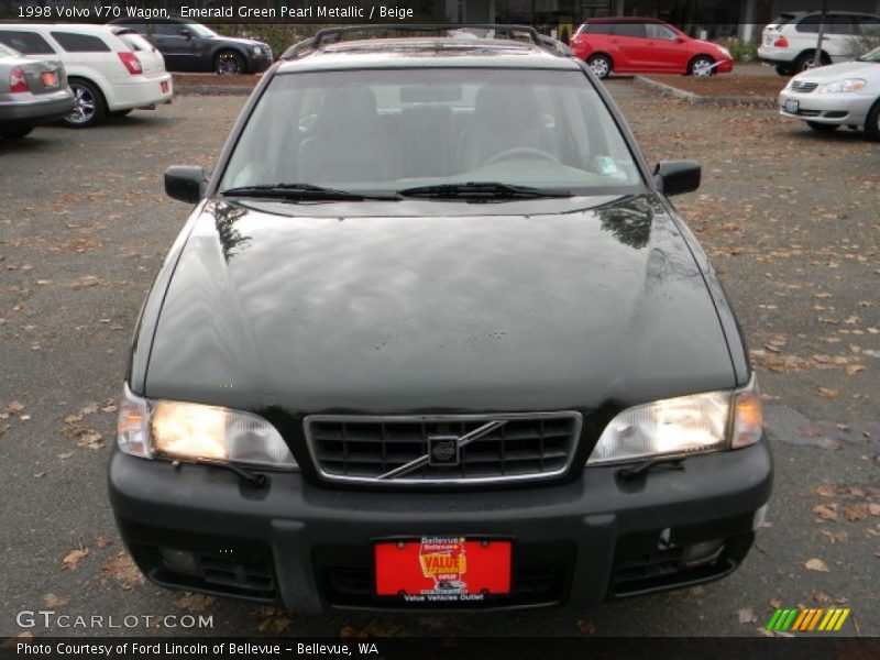 Emerald Green Pearl Metallic / Beige 1998 Volvo V70 Wagon