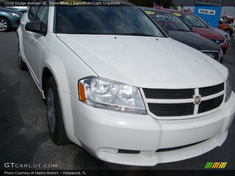 Stone White / Dark Khaki/Light Graystone 2008 Dodge Avenger SE