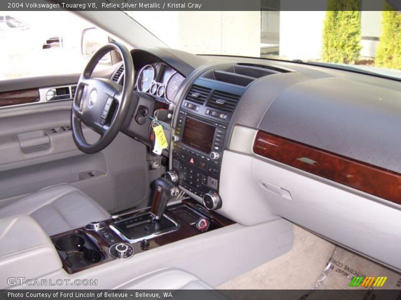 Reflex Silver Metallic / Kristal Gray 2004 Volkswagen Touareg V8