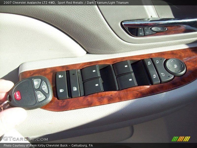 Sport Red Metallic / Dark Titanium/Light Titanium 2007 Chevrolet Avalanche LTZ 4WD