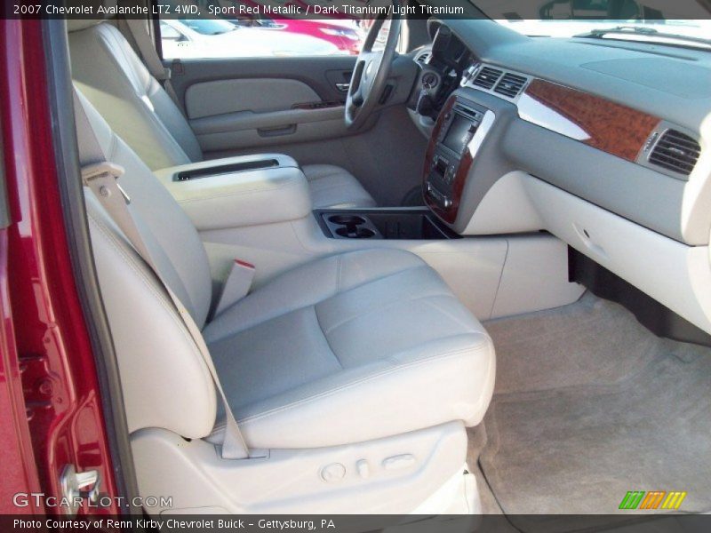 Sport Red Metallic / Dark Titanium/Light Titanium 2007 Chevrolet Avalanche LTZ 4WD