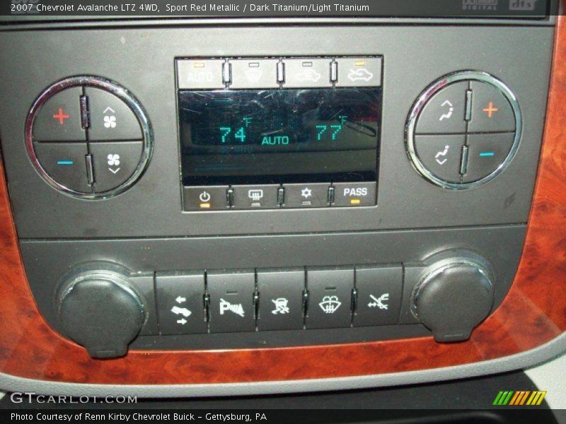Sport Red Metallic / Dark Titanium/Light Titanium 2007 Chevrolet Avalanche LTZ 4WD