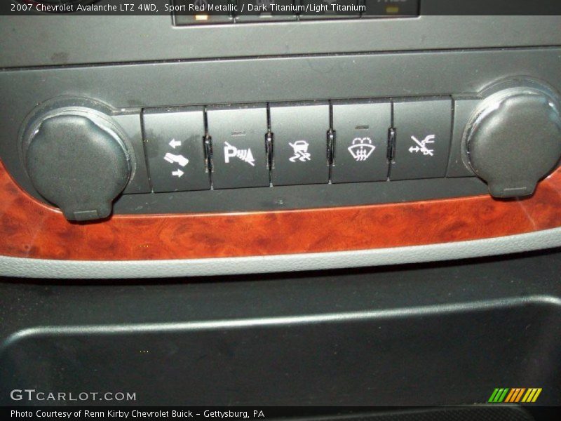 Sport Red Metallic / Dark Titanium/Light Titanium 2007 Chevrolet Avalanche LTZ 4WD