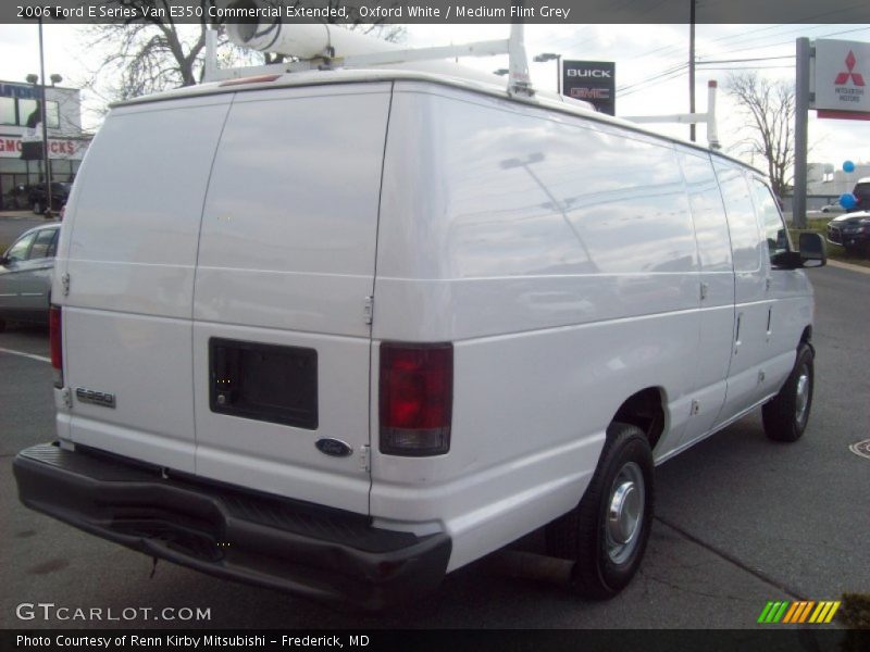 Oxford White / Medium Flint Grey 2006 Ford E Series Van E350 Commercial Extended