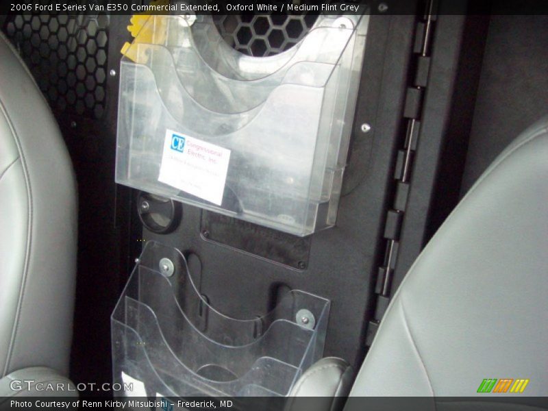 Oxford White / Medium Flint Grey 2006 Ford E Series Van E350 Commercial Extended