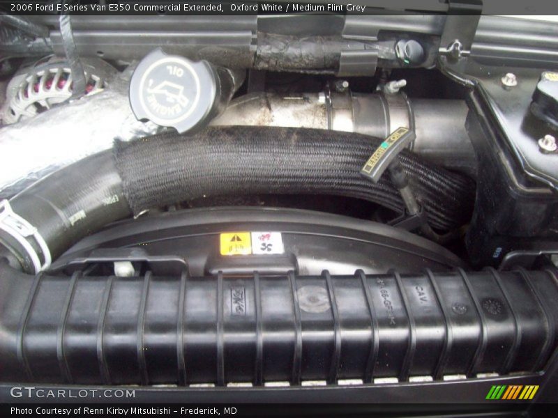 Oxford White / Medium Flint Grey 2006 Ford E Series Van E350 Commercial Extended