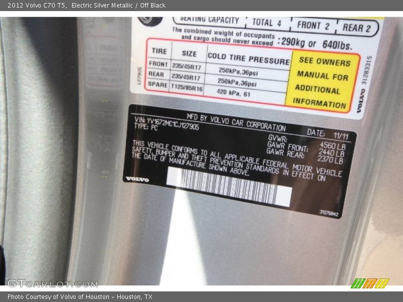 Electric Silver Metallic / Off Black 2012 Volvo C70 T5