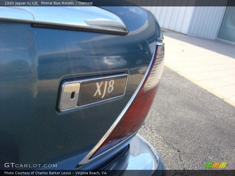 Mistral Blue Metallic / Oatmeal 1999 Jaguar XJ XJ8