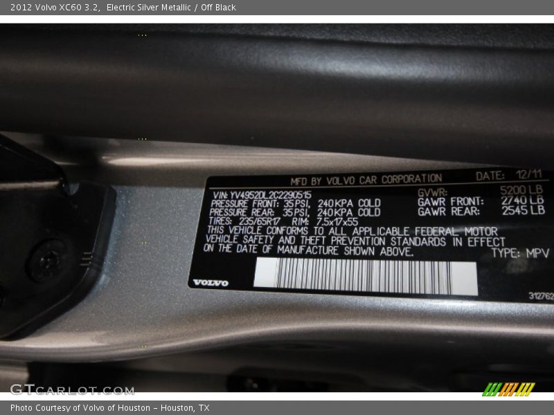 Electric Silver Metallic / Off Black 2012 Volvo XC60 3.2