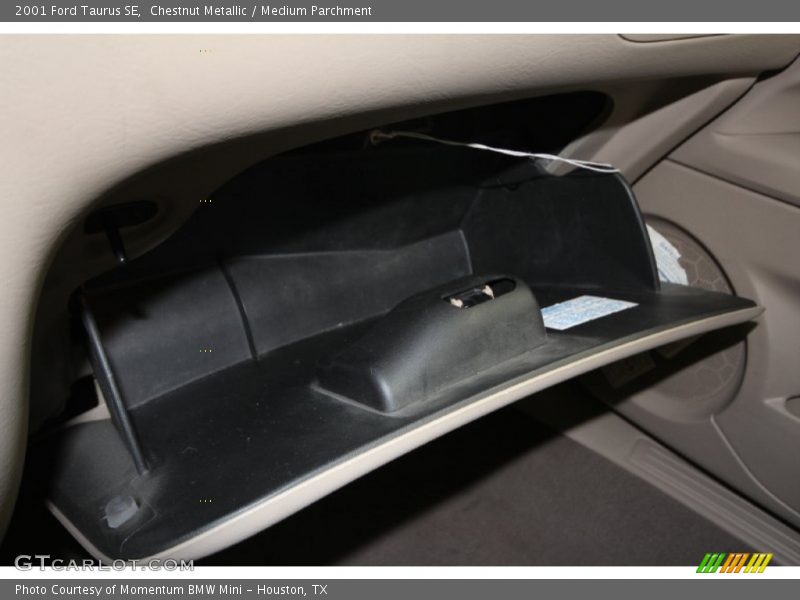 Chestnut Metallic / Medium Parchment 2001 Ford Taurus SE