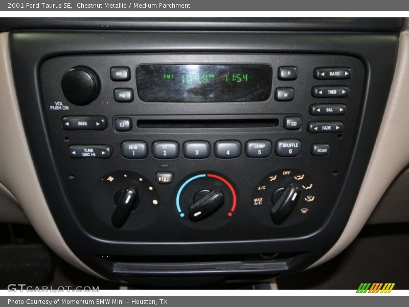 Controls of 2001 Taurus SE