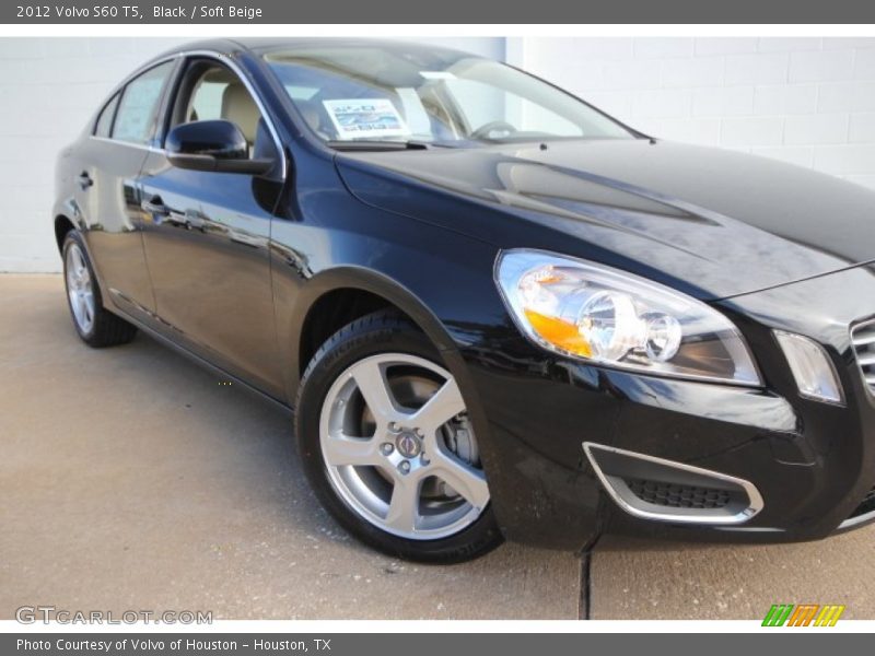 Black / Soft Beige 2012 Volvo S60 T5