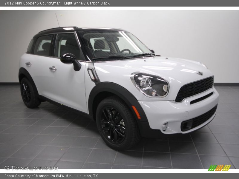 Light White / Carbon Black 2012 Mini Cooper S Countryman