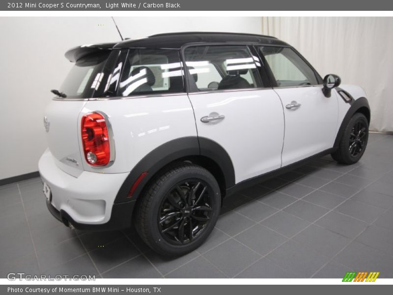 Light White / Carbon Black 2012 Mini Cooper S Countryman