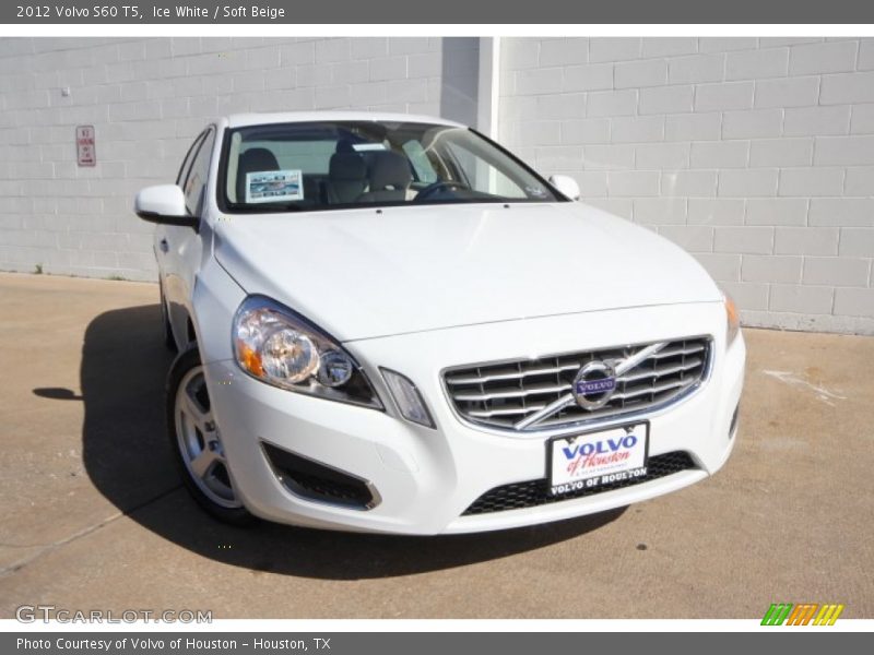 Ice White / Soft Beige 2012 Volvo S60 T5