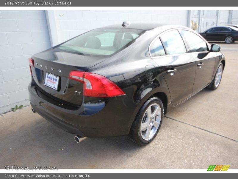 Black / Soft Beige 2012 Volvo S60 T5