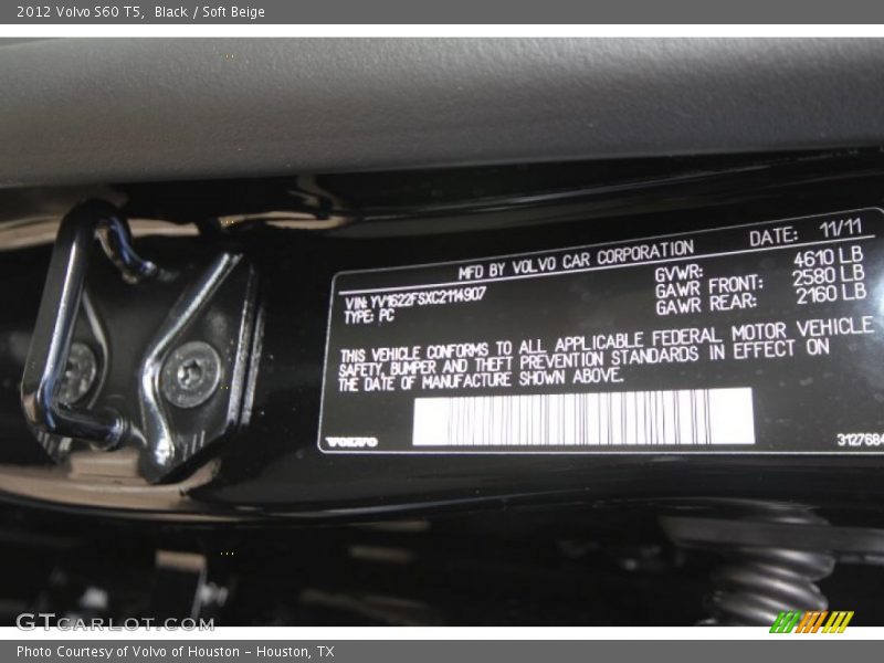 Black / Soft Beige 2012 Volvo S60 T5