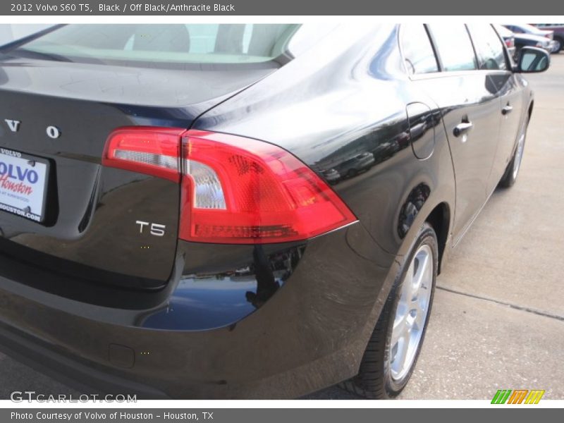 Black / Off Black/Anthracite Black 2012 Volvo S60 T5